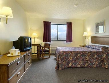Super 8 By Wyndham Smithville Lake Rum bild